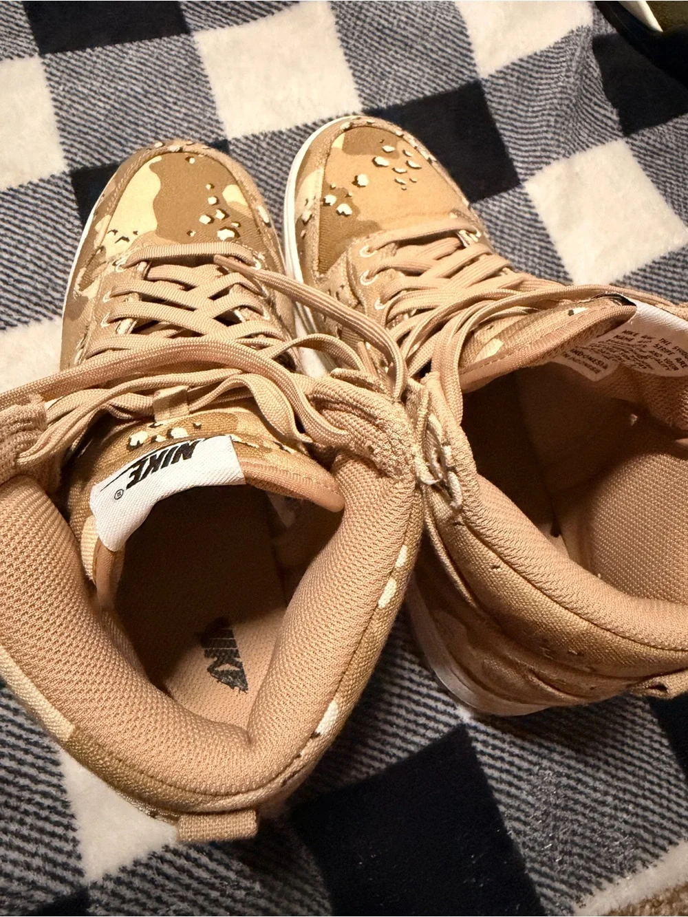 Desert Camo High-Top Sneakers - Tan